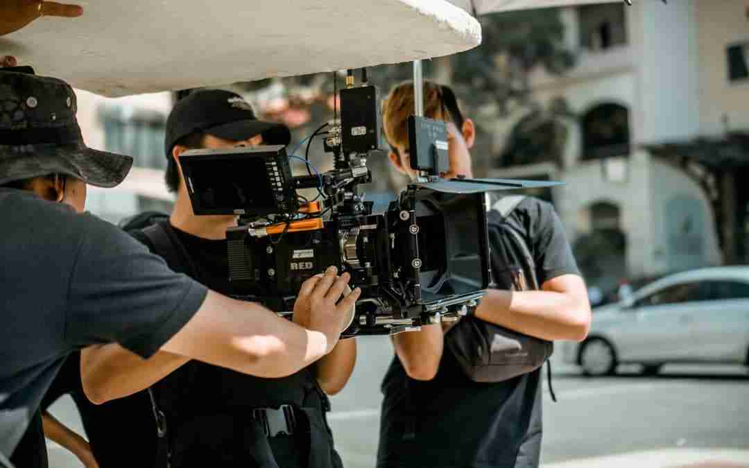 EFICINE: Reduce tu carga fiscal mientras impulsas el cine mexicano